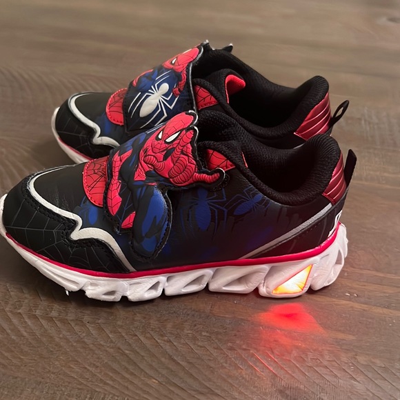 Marvel Shoes Toddler Boys Marvel Spiderman Sneakers Poshmark